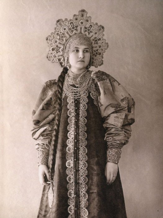 25 старинных фотографий роскошных русских красавиц в национальных костюмах девушки,загадочность,интересное,очарование