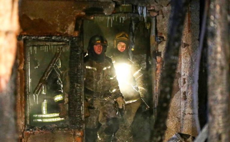 Трагедия в Кемерово: Сгоревший дом престарелых был замаскирован под магазин для животных Трагедия в Кемерово: Сгоревший дом престарелых был замаскирован под магазин для животных россия