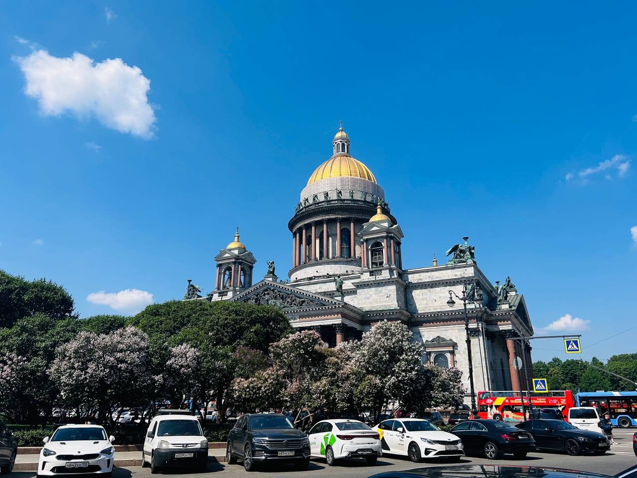 Продвигать туристический Петербург в Москве опять будет столичный пиарщик