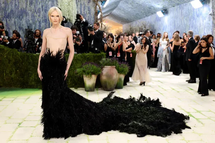Met Gala — 2026: Кендалл Дженнер, Марго Робби, Лили-Роуз Депп, Сабрина Карпентер на красной дорожке Images, Клосс, Робби, Дженнер, Джошуа, бюстгальтере, Жукова, бриллиантами, Метрополитенмузее, Николь, Ирина, Хадид, Джиджи, появились, вечера, дорожке, Перри, Хэтэуэй, Кидман, дочерью