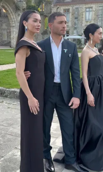 Наталья Водянова посетила гала-вечер ювелирного дома Водянова, Наталья, Марсо, Наташа, Сибасаки, Канавут, ChaumetПоказ, Вествик, супермодель, ювелирного, Париже, начала, сыном, встречаться, звезда, миллиардера, одного, самых, подиумов, аббатстве