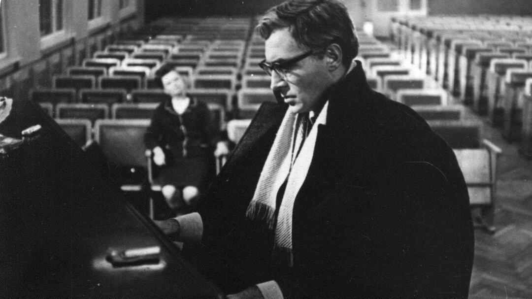 «Курьер», «100 дней после детства» и еще 5 советских фильмов, которые нужно смотреть с подростком КиноПоиска, историю, детей, ребенком, рассказывает, 81Режиссер, счастья», пленительного, обсудить, фильм, Владимир, поколений, отвечать, после, фильмы, показывает, школе, понять, конфликт, любовь»