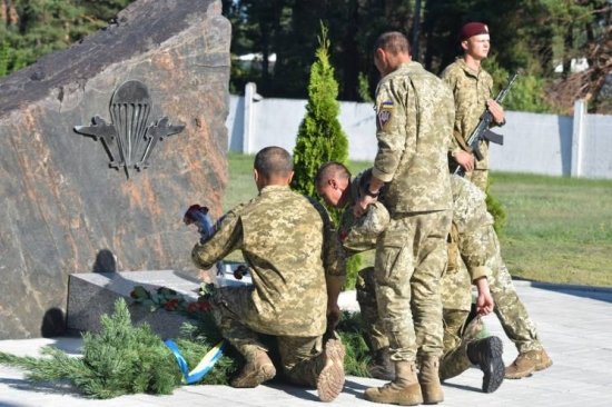 Украина вывела знаменитую бригаду десантников из Донбасса