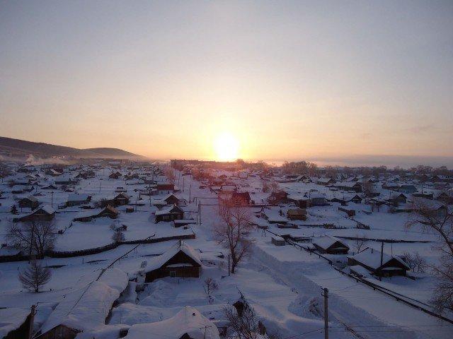 Морозное утро в деревне Красота, тихой, деревенской, глубинки