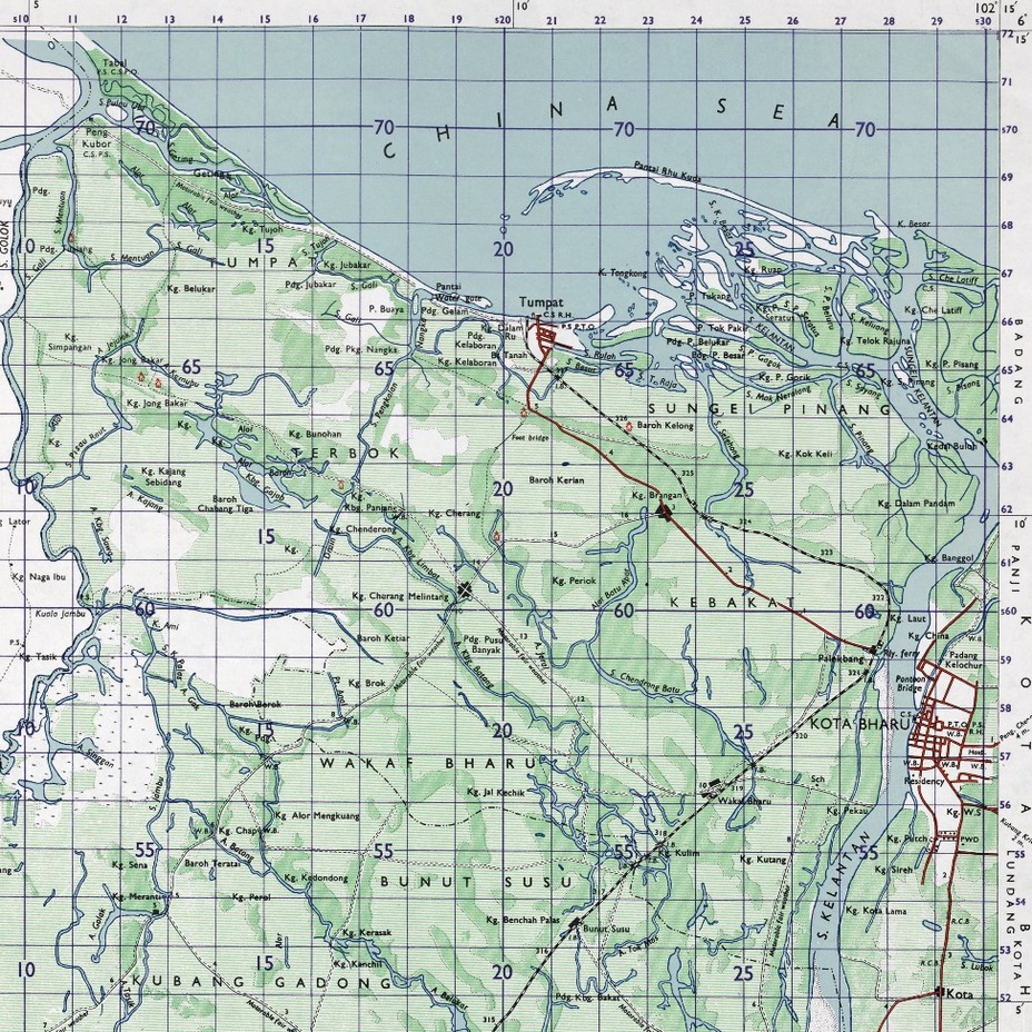 ​Фрагмент топографической карта Кота-Бару и района к западу от реки Сунгей-Келантан. Два квадрата равны одной сухопутной миле - За час до Пёрл-Харбора | Warspot.ru