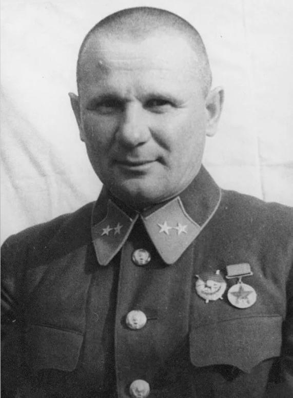 генерал-майор Чистяков. Источник фото - https://wiki2.org/ru/Чистяков,_Иван_Михайлович