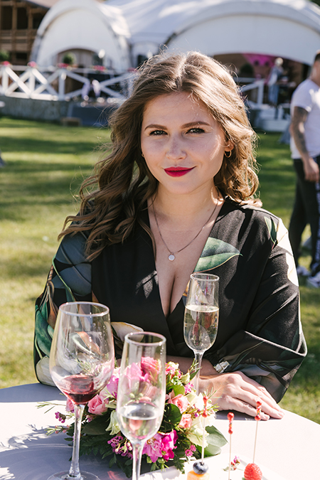 Ксения Собчак, Юлия Топольницкая, Полина Максимова, Егор Корешков и другие на съемках второго сезона сериала "257 причин, чтобы жить" Ксения Собчак, Юлия Топольницкая, Полина Максимова, Егор Корешков и другие на съемках второго сезона сериала "257 причин, чтобы жить" Кино,Сериалы