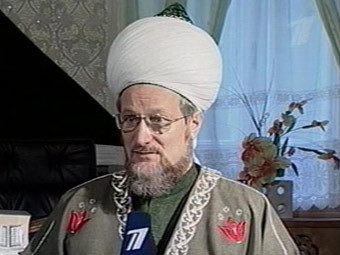Верховный муфтий предложил добавить на герб России полумесяц