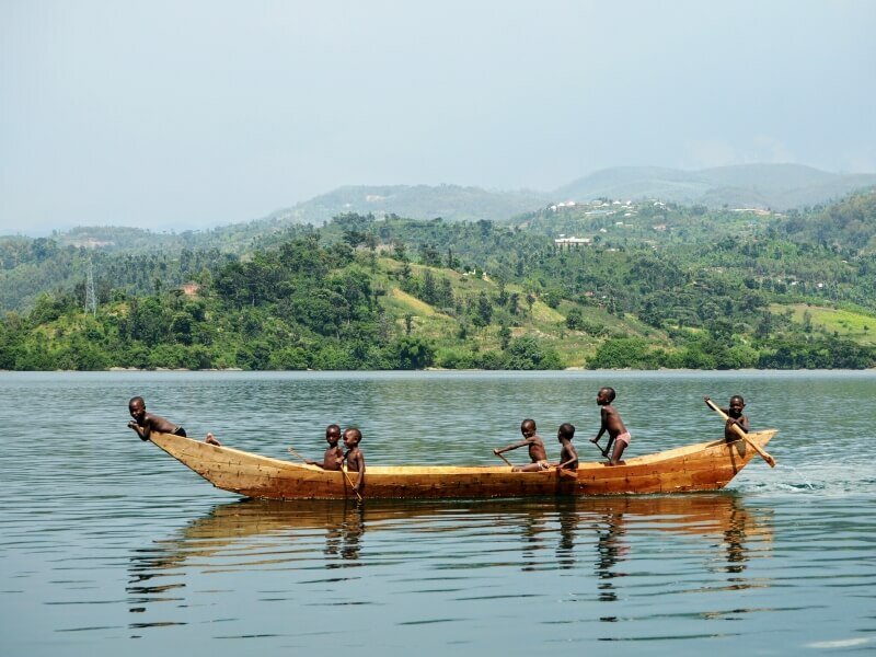 Киву – самое опасное озеро мира, которое может взорваться в любую минуту озера, озеро, процесс, может, самом, выворачивания, километров, выворачивание, опасность, миллионов, углекислого, когда, африканское, после, является, понастоящему, смысле, здесь, только, Однако