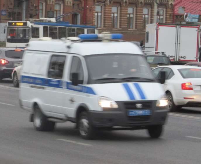 В Астрахани полицейские устроили погоню со стрельбой за нарушителем в такси