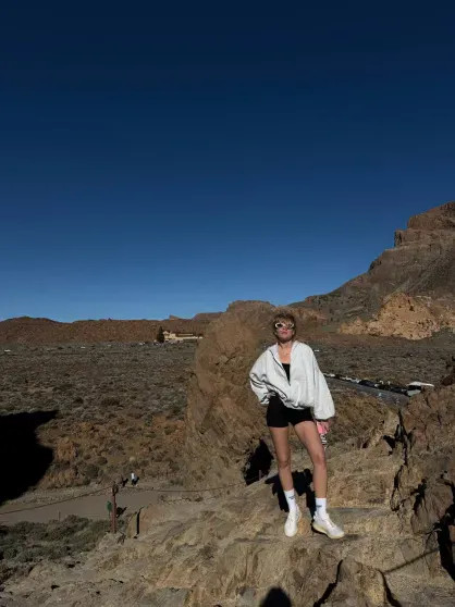 Париж, Стамбул, Афины: куда Виктория Лопырёва, Дарья Клюкина, Юлианна Караулова и другие звёзды улетели из холодной Москвы ИваковаМария, Караулова, которая, вместе, ДергилёваВалерия, КлюкинаДарья, женой, ЛопырёваВиктория, отдыхает, Париже, Ивакова, отправилась, Мария, также, сыном, Александра, несколько, Куртова, мужем, Лопырёва