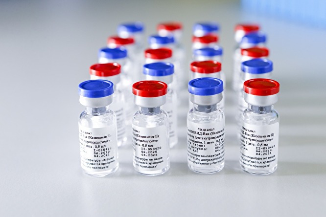 «Вирус с нами теперь навсегда» вакцинация,общество,россияне,Эпидемиолог