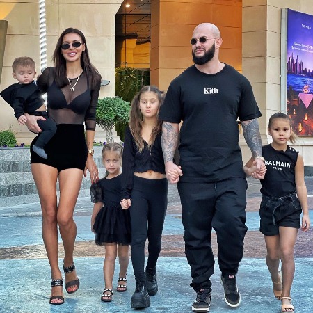 Жена Джигана Оксана Самойлова рассказала о первых сутках после рождения сына: "Никто не говорил, что с ним" Дети,Дети знаменитостей