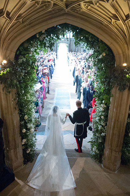 Два года со дня свадьбы Меган Маркл и принца Гарри: самые яркие кадры пары Звездные пары