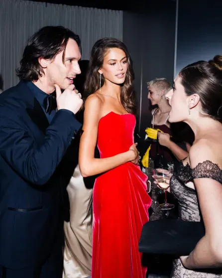 Голливудский бомонд оторвался на вечеринке после "Оскара": эксклюзивные кадры