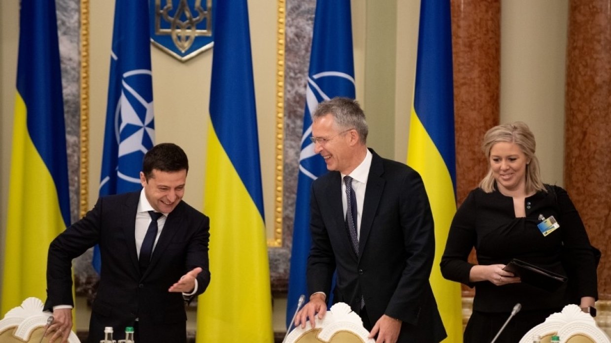 Медведчук уверен, что Зеленский в отношениях с НАТО наступает на старые украинские грабли