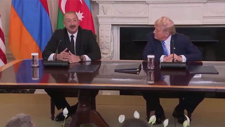 Алиев, улыбаясь, предложил номинировать Трампа на Нобелевскую премию. Хозяину Белого дома понравилось/Скриншот видеотрансляции встречи.