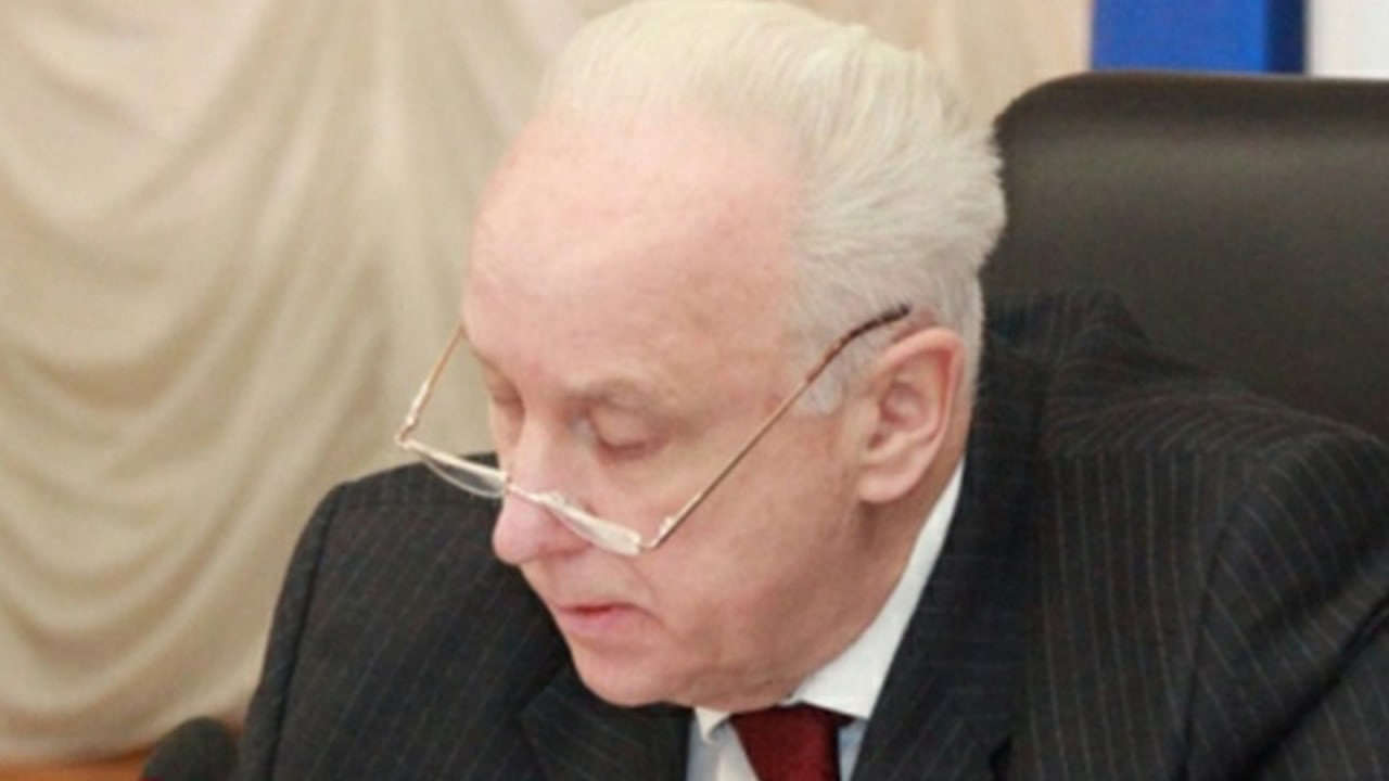 Бастрыкин поручил главе подмосковного СК возбудить дело об избиении школьницы в Истре