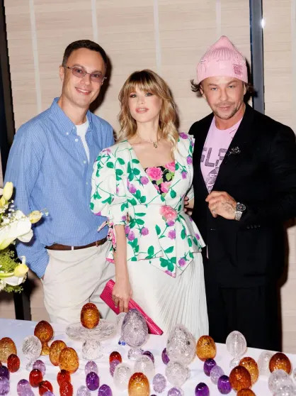 Андрей Малахов, Олег Газманов с женой, Екатерина Земская посетили пасхальный обед Виктории Шеляговой Шелягова, Виктория, Виктории, гостей, Малахов, Никита, Екатерина, Газмановы, Марина, Оксана, Максимова, ШеляговойПасхальный, Заболотный, Амбарцум, ШеляговаВиктория, звёздных, ресторане, друзей, Андрей, проходит