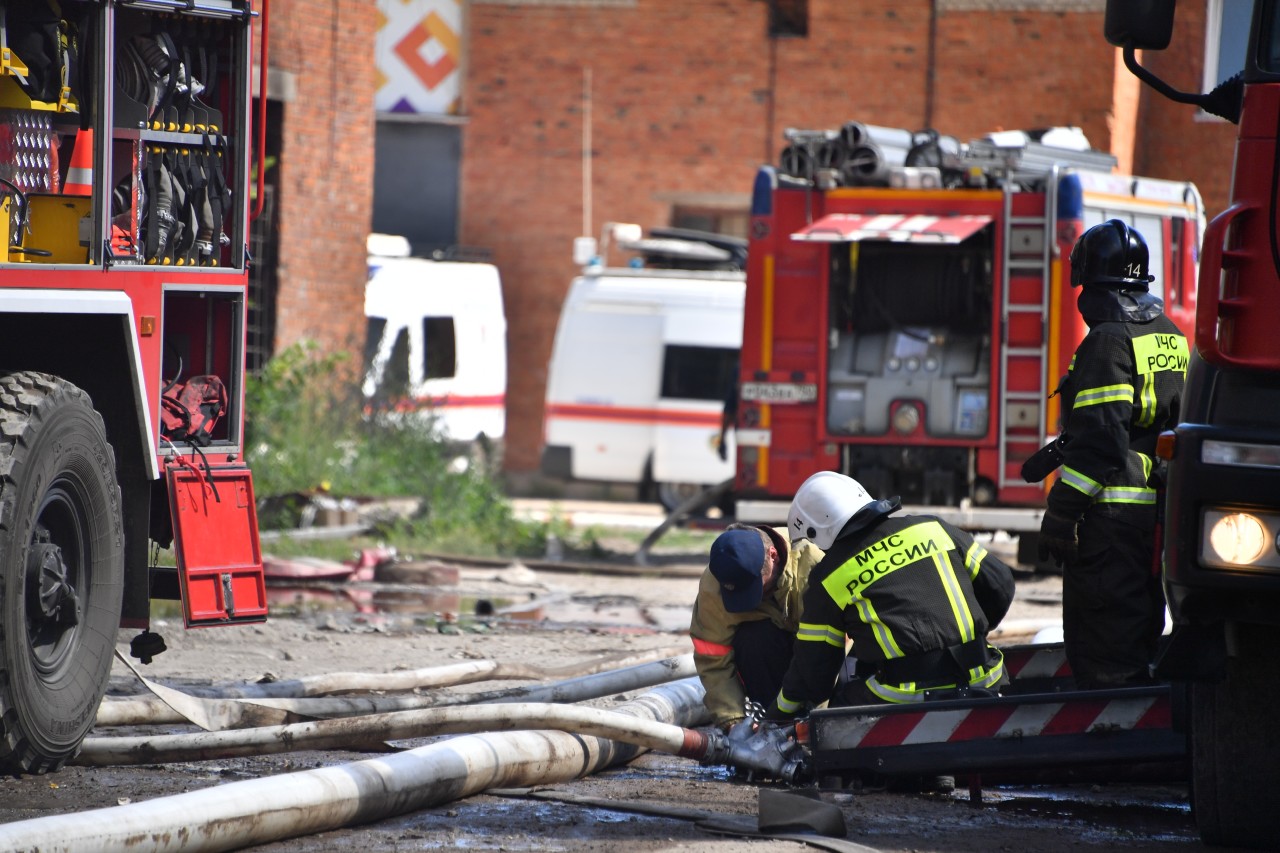 В Ростовской области потушен пожар на нефтебазе после атаки беспилотника