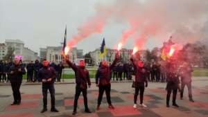По Украине прокатилась волна митингов националистов против «капитуляции»