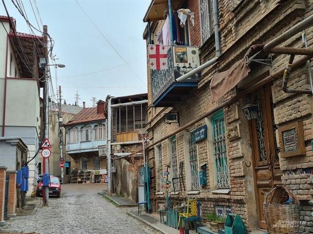 Грузия зовет Россию врагом, но имеет с нее миллиарды Грузия зовет Россию врагом, но имеет с нее миллиарды геополитика