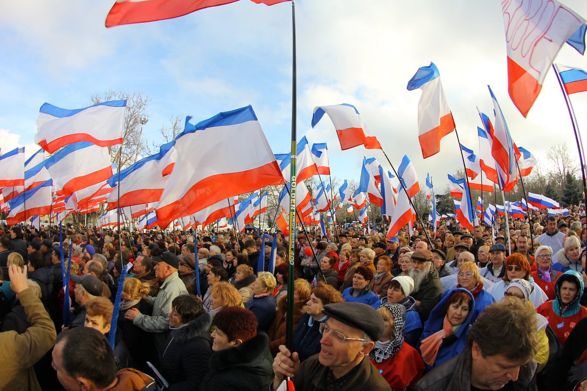 Проведение референдума в крыму. Референдум в Севастополе 2014. Референдум в Крыму 2014. Севастополь 2014 народ референдум.