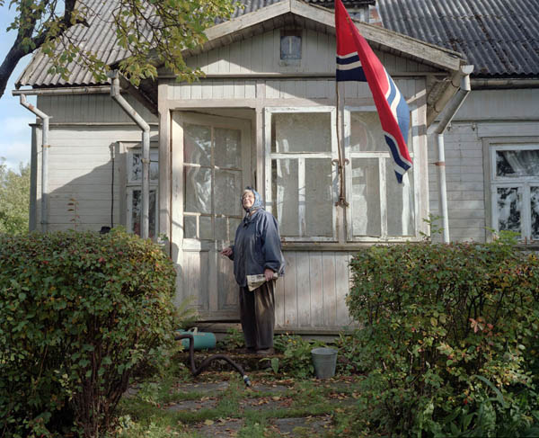 Коллективная амнезия: фотограф из Латвии инсценировал советское прошлое