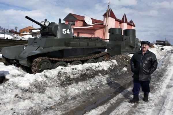 Как россиянин танковый завод в деревне построил завод, построил, россиянин, танковый