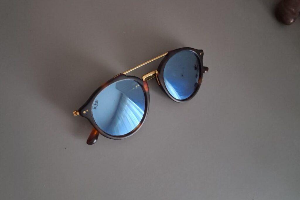 Завершенный образ: солнцезащитные очки-2025