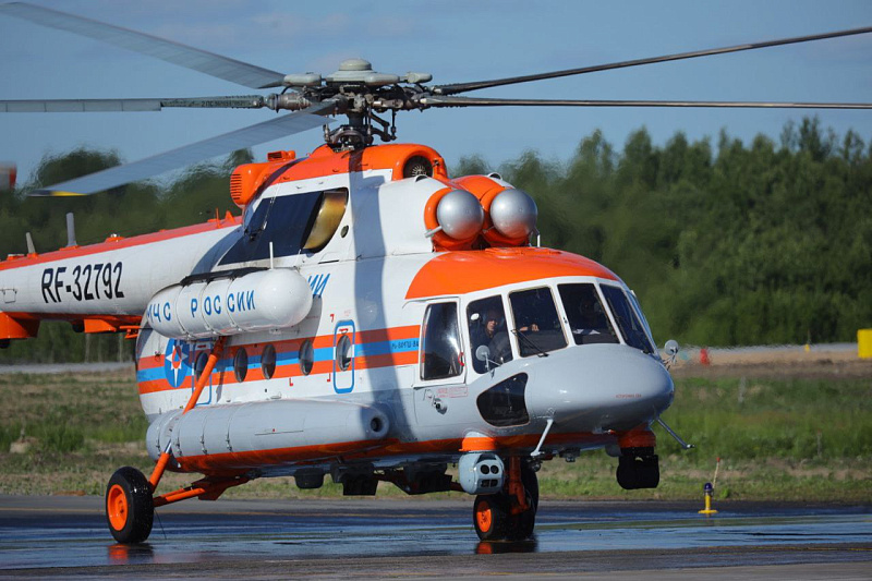 В Архангельске встретили первый спасательный вертолёт Ми-8