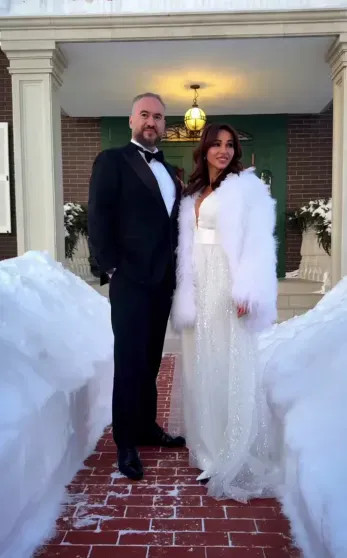 Два образа невесты, европейский пейзаж и трендовый торт: Анфиса Чехова показала, как отметила свадьбу с Александром Златопольским instagram (инстаграм),социальная сеть,александр златопольский,Анфиса чехова,гурам баблишвили,Московская обл,[807356],соломон баблишвили,управление записи актов гражданского состояния (загс),департамент