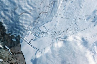 В Норвегии в растаявшем леднике обнаружили стрелы древних охотников