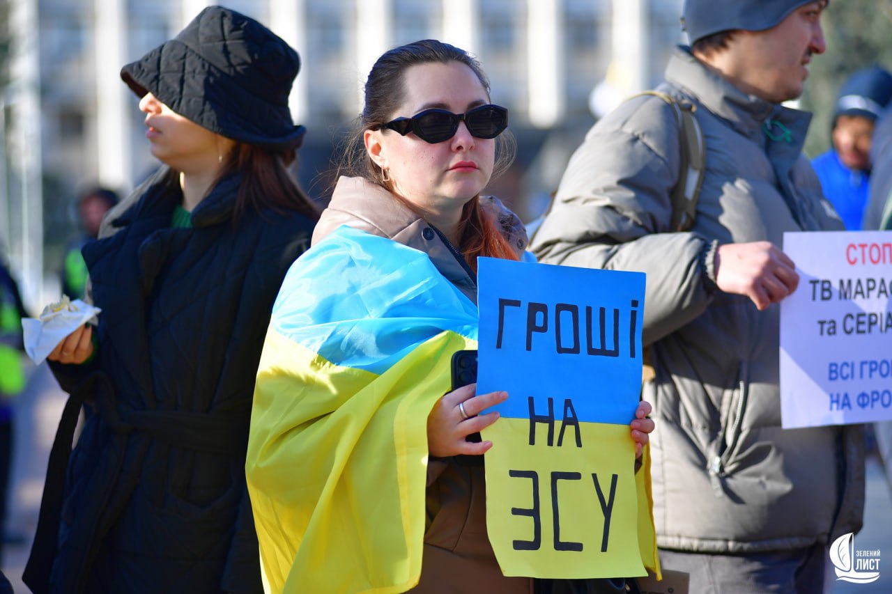 Сладкий стол из кизяков: Гауляйтер Одессы призвал детей отказаться от конфет украина