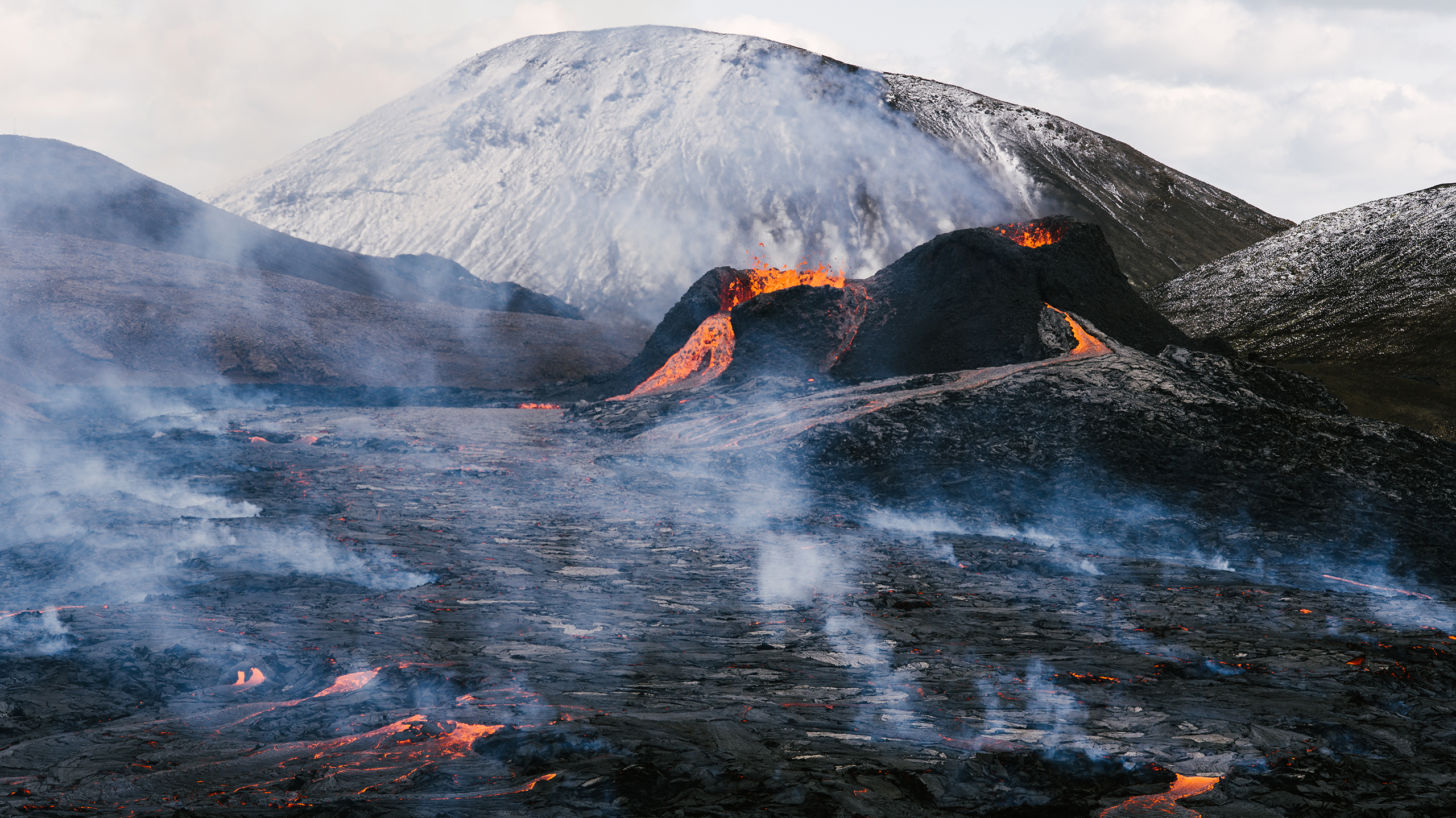 Сейф Земли: какие полезные ископаемые скрыты подо льдом Гренландии Гренландии, ресурсы, делает, Илимауссак, деятельности, вулканической, редкоземельных, древней, породы, югозападе, результат, около, острова, Например, создало, обширные, осадочные, назад, Гренландия, океана