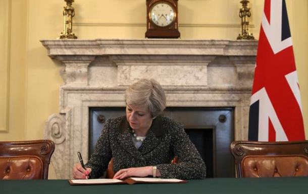 Премьер Британии подписала письмо главе Евросовета о начале Brexit