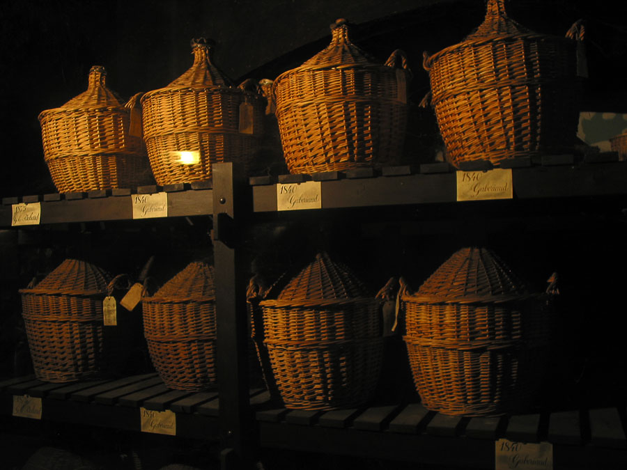 Процесс производства дубовых бочек для коньяка Процесс производства дубовых бочек для коньяка