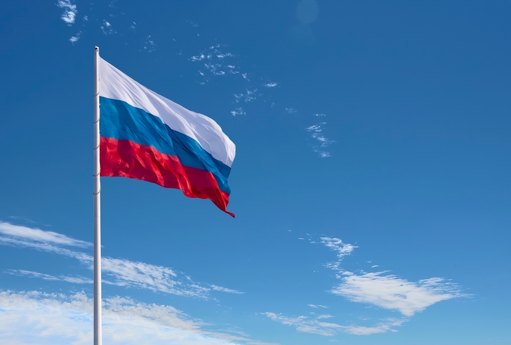 История флага России: что означают цвета на триколоре История флага России: что означают цвета на триколоре цвета, годФото, полотнище, России, флага, полотне, синий, государственного, изображен, полосы, вариант, цветов, располагались, порядке, декабря, флагом, триколор, золотые, молот, надпись