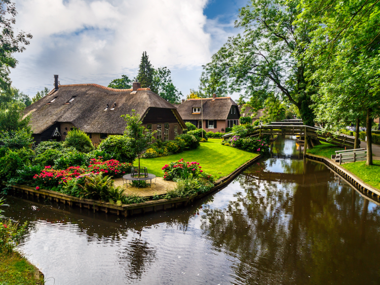 giethoorn netherlands holland