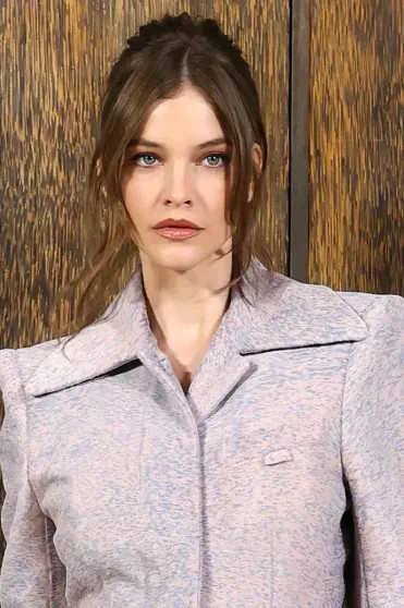 Наоми Уоттс, Елена Перминова, Элизабет Олсен и Диана Крюгер на модных показах в Париже марта, Уоттс, Крюгер, Диана, Олсен, Элизабет, Палвин, Барбара, показе, Елена, Перминова, Наоми, Неделя, посетили, мероприятий, 40летняя, надела, голое, синий, брючный