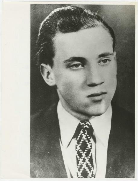 Владимир Высоцкий – студент школы-студии МХАТ
Неизвестный автор, 31 января 1956 - 31 декабря 1960 года, г. Москва, МАММ/МДФ.