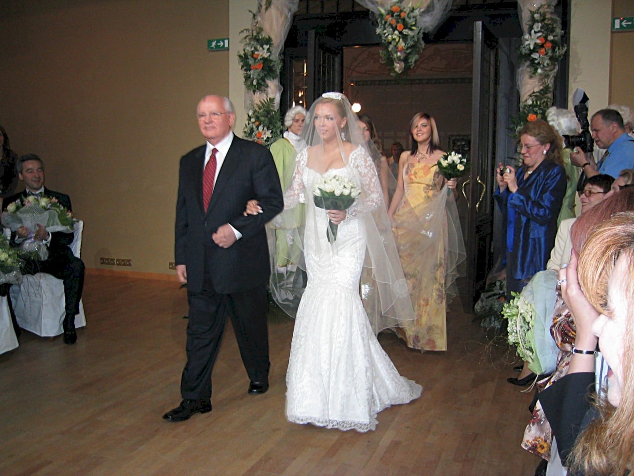 На свадьбе внучки М.Горбачева в Москве