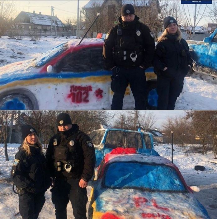 В Днепре из снега слепили патрульный автомобиль. На место вызвали настоящую полицию февраля, патрульной, Prius, полиции, Facebook, автомобиль, стоит, место, пользователь, Виров, написал, круто, часов, около, потратили, лепку, человек, патрульного, участвовали, также