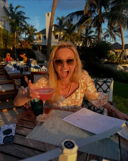 Мини-платье и вечеринка в стиле Дикого Запада: Риз Уизерспун показала, как отметила 50-летие с детьми и близкими УизерспунРиз, Уизерспун, также, экстремистской, случаю, успешных, последних, законе, Блондинка, комедии, ролью, прославилась, Уизерспун49летняя, праздникаРиз, жизни, сериалы, своей, кадрами, поделилась, актриса