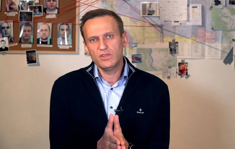 Обмен Навального* на Вадима Красикова активно лоббировала Клинтон – WSJ
