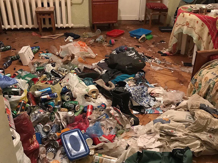 Сказка о бездомном экскурсоводе закончилась трагично: символ Невского проспекта разочаровал 