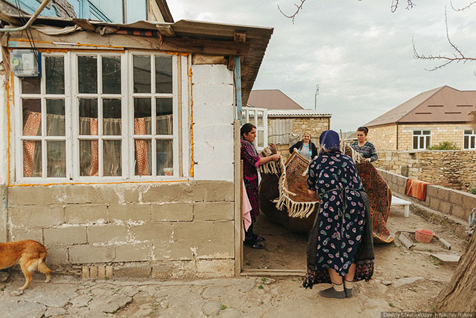 Как в Дагестане ткут ковры