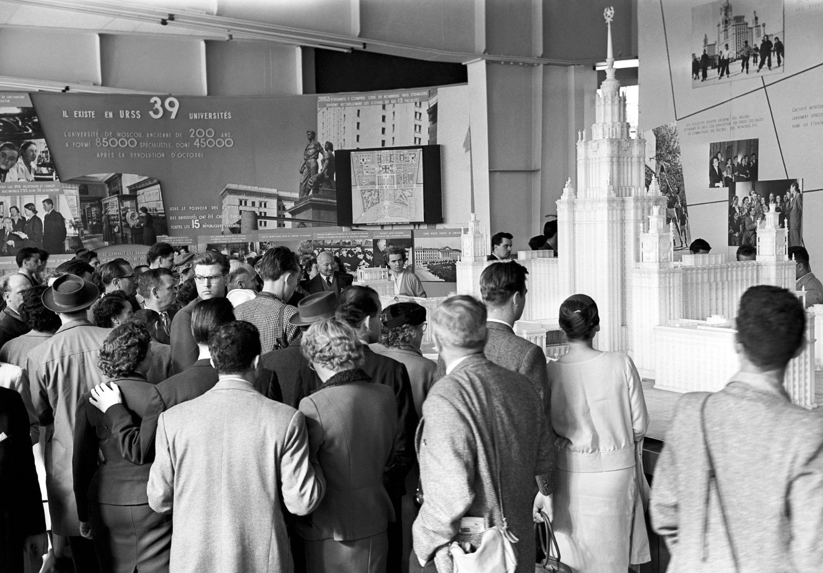 Выставка в брюсселе 1958. Выставка в брюсселе 1958. Павильон сша на всемирной выставке в брюсселе. Брюссель 1958 советский павильон. Брюссель 1958 советский павильон.