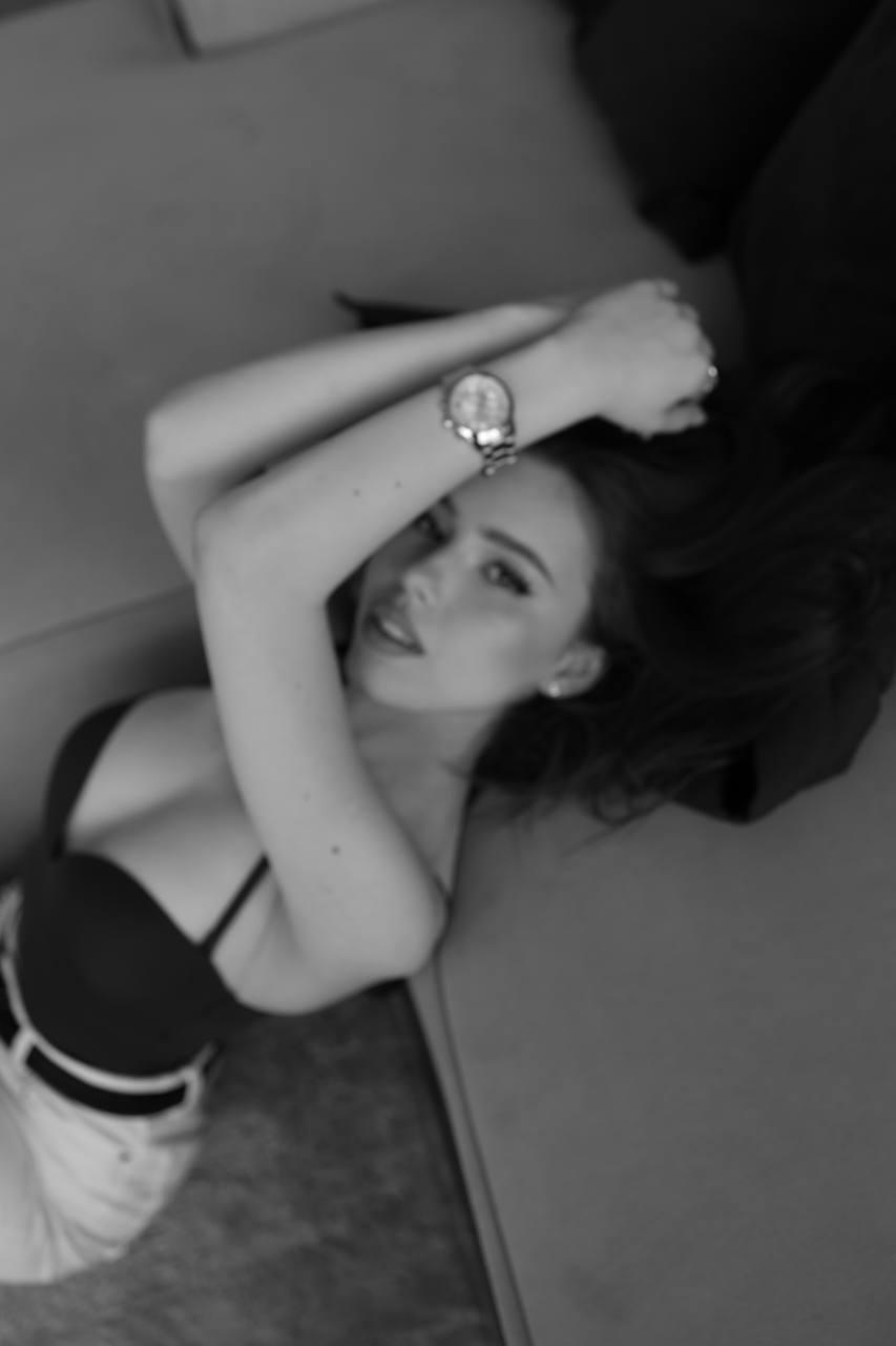 #Нюдсочетверг: откровенные фотографии самых красивых девушек из «Твиттера» . Выпуск 202 format-article,noindex,twitter (твиттер),социальная сеть,Нюдсочетверг,Развлечения