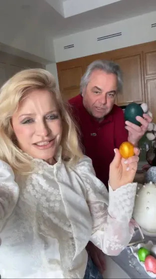 Корзины с цветами и фото из храма: как Виктория и Олег Шеляговы, Яна Рудковская, Татьяна Навка и другие звёзды отметили Пасху Татьяна, Песков, БондарчукФото, Моряк, Регина, дочерью, Жуков, Навка, ДолецкаяЛиза, детьмиРегина, Светланы, krispotupchik, manasirdiana, ЧиповскойФото, дочерьюЗараФото, КовальчукАлекса, сыномФото, Алёны, ЛоракСергей, семьёйЛиза